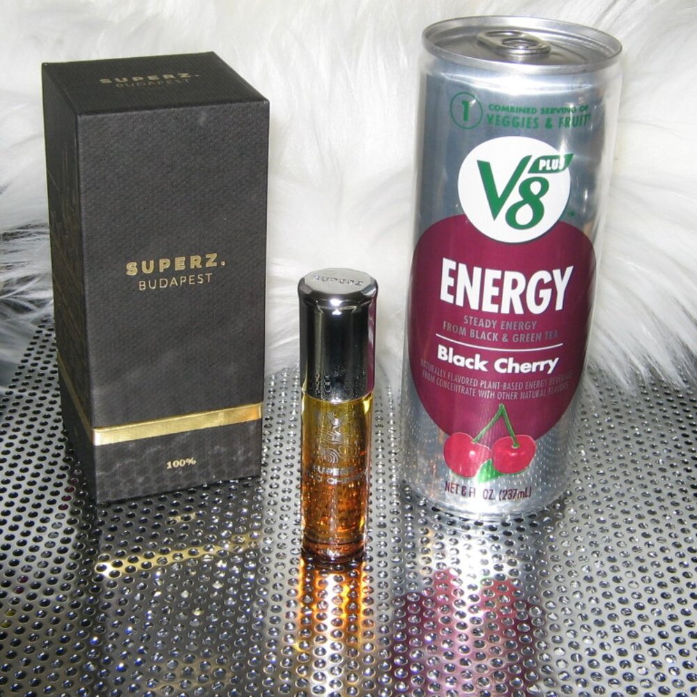 Superz The Wolf Limited edition Unique Body oil - Picture 3 of 3